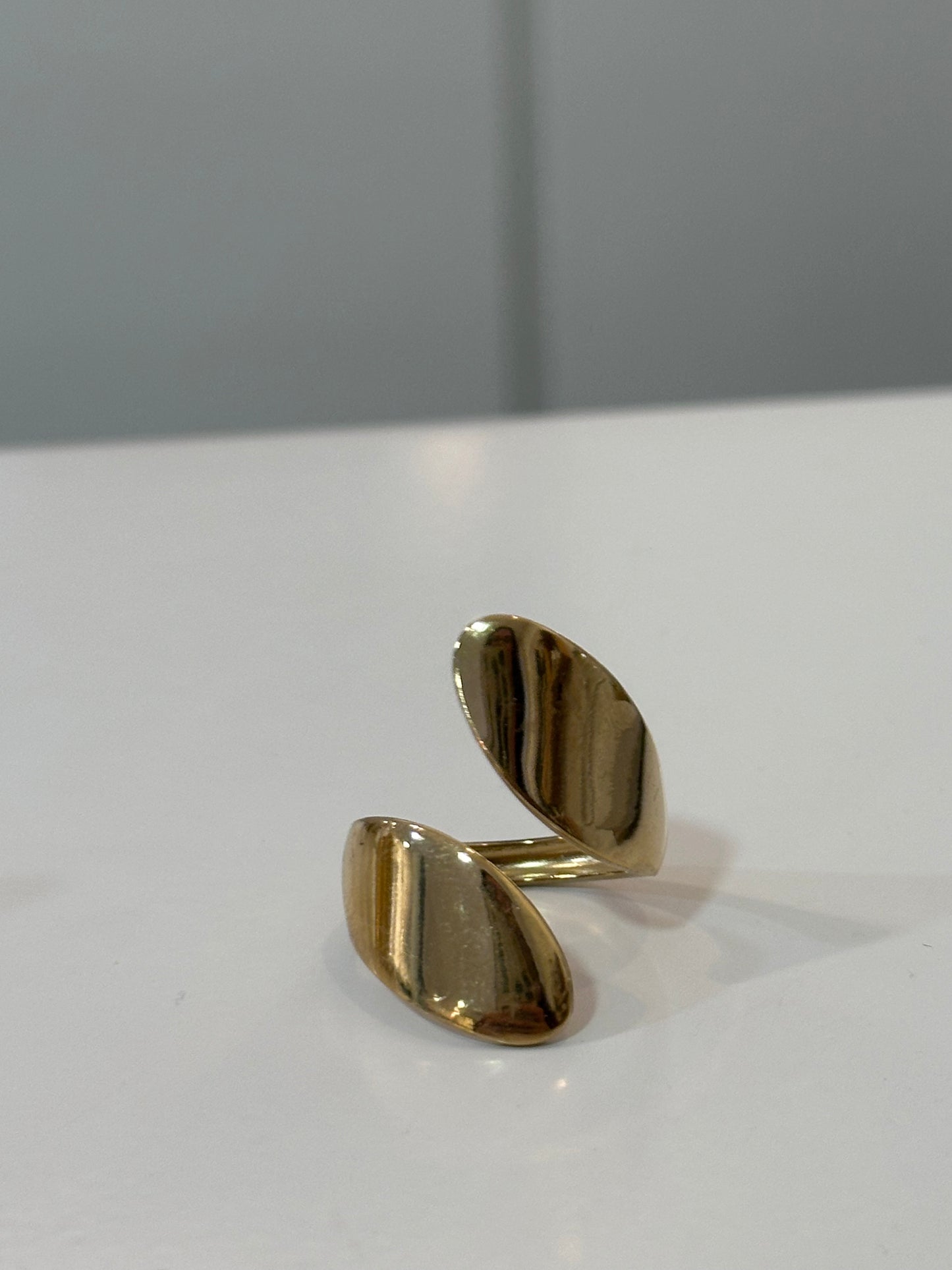 Anillo Alira