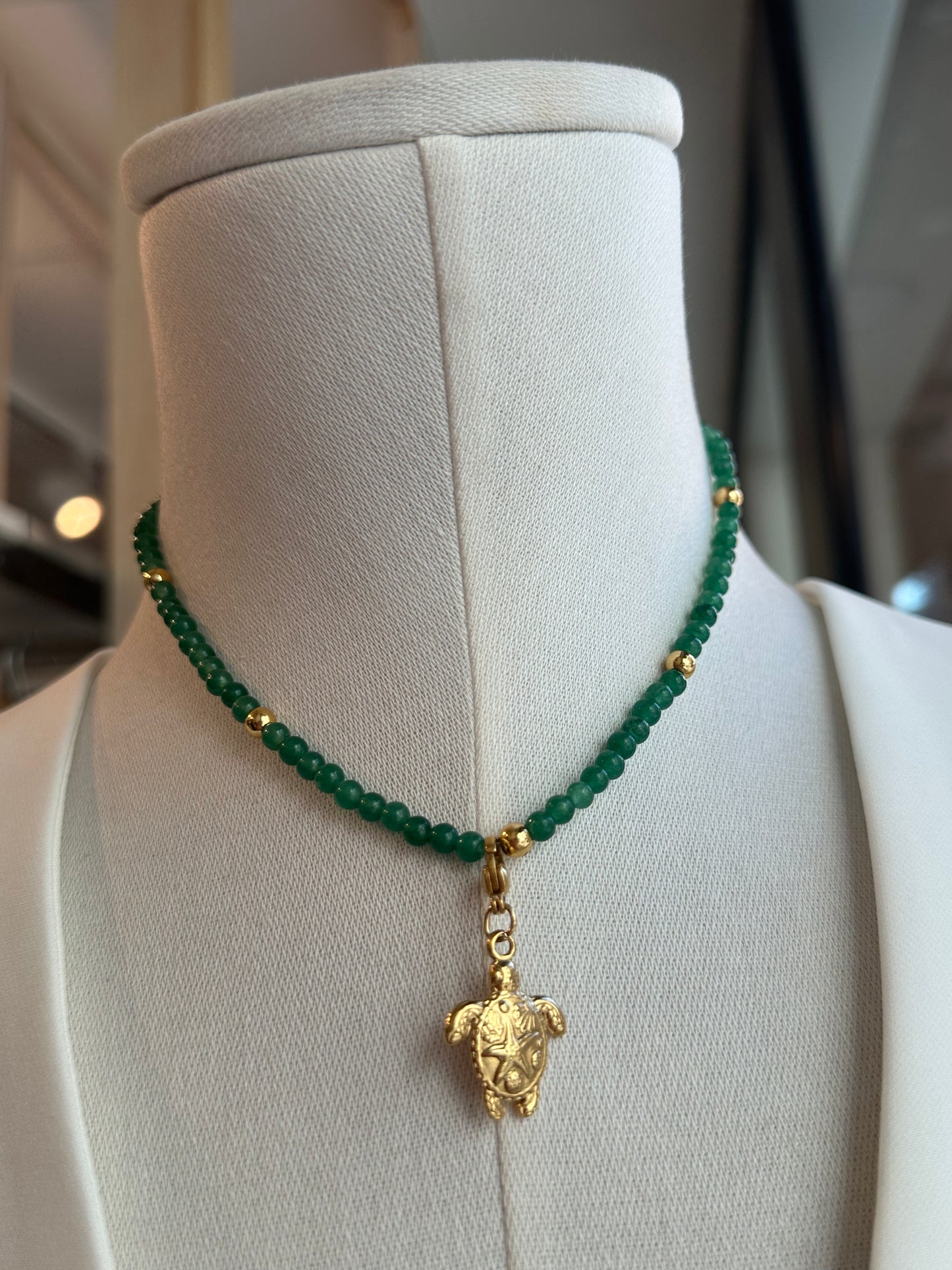 Collar Karma, verde