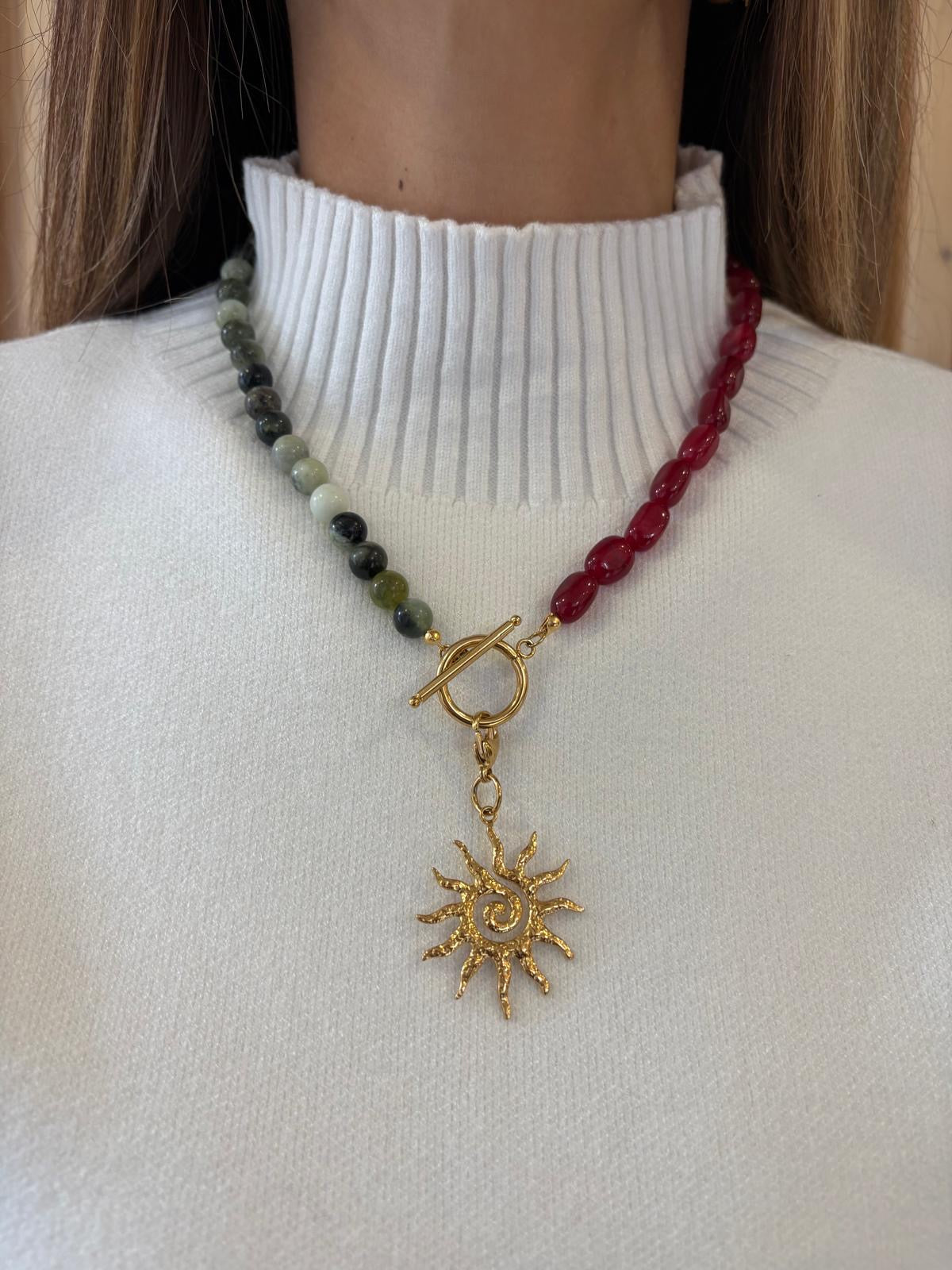 Collar Nua