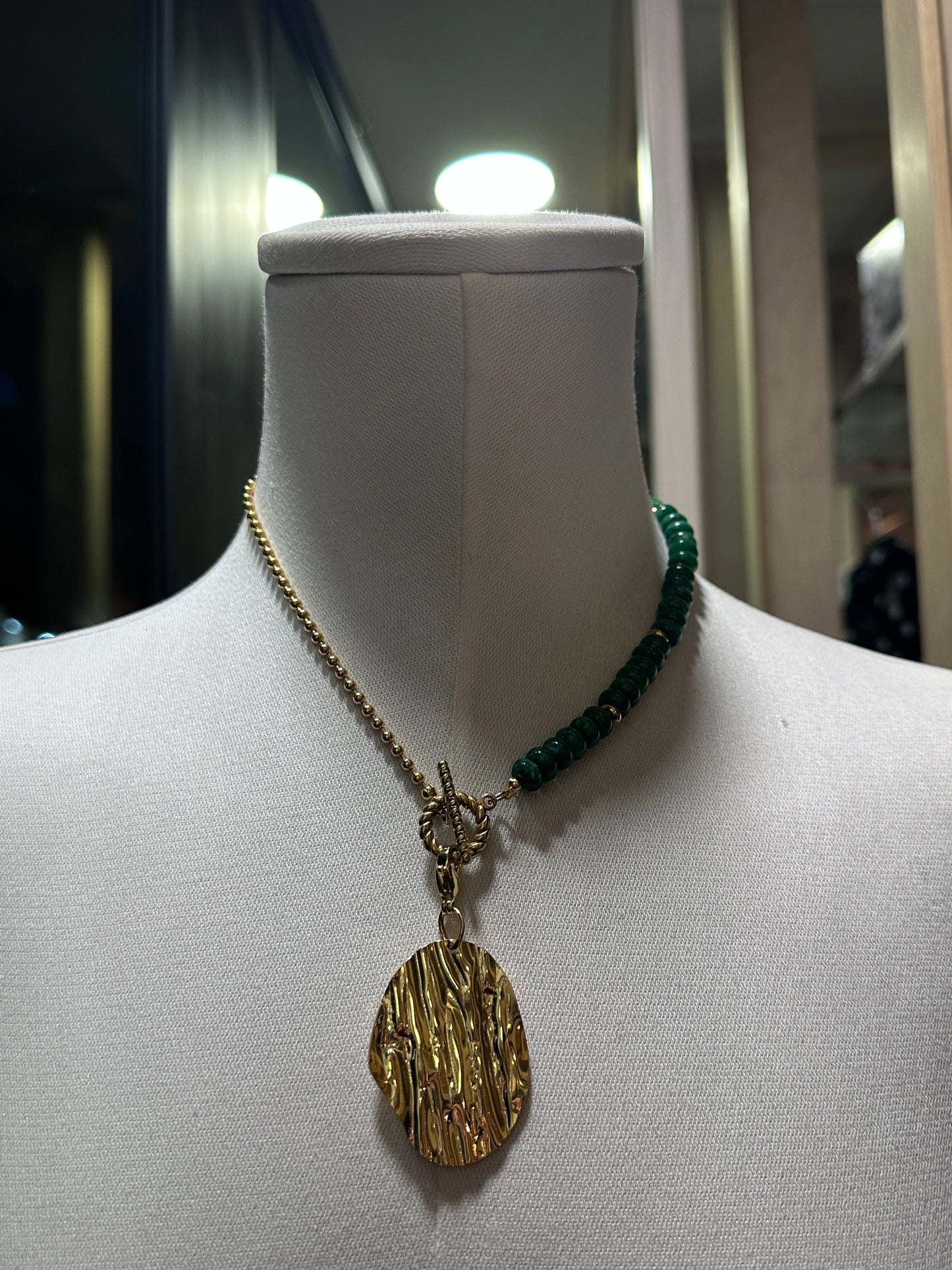 Collar Boant Verde