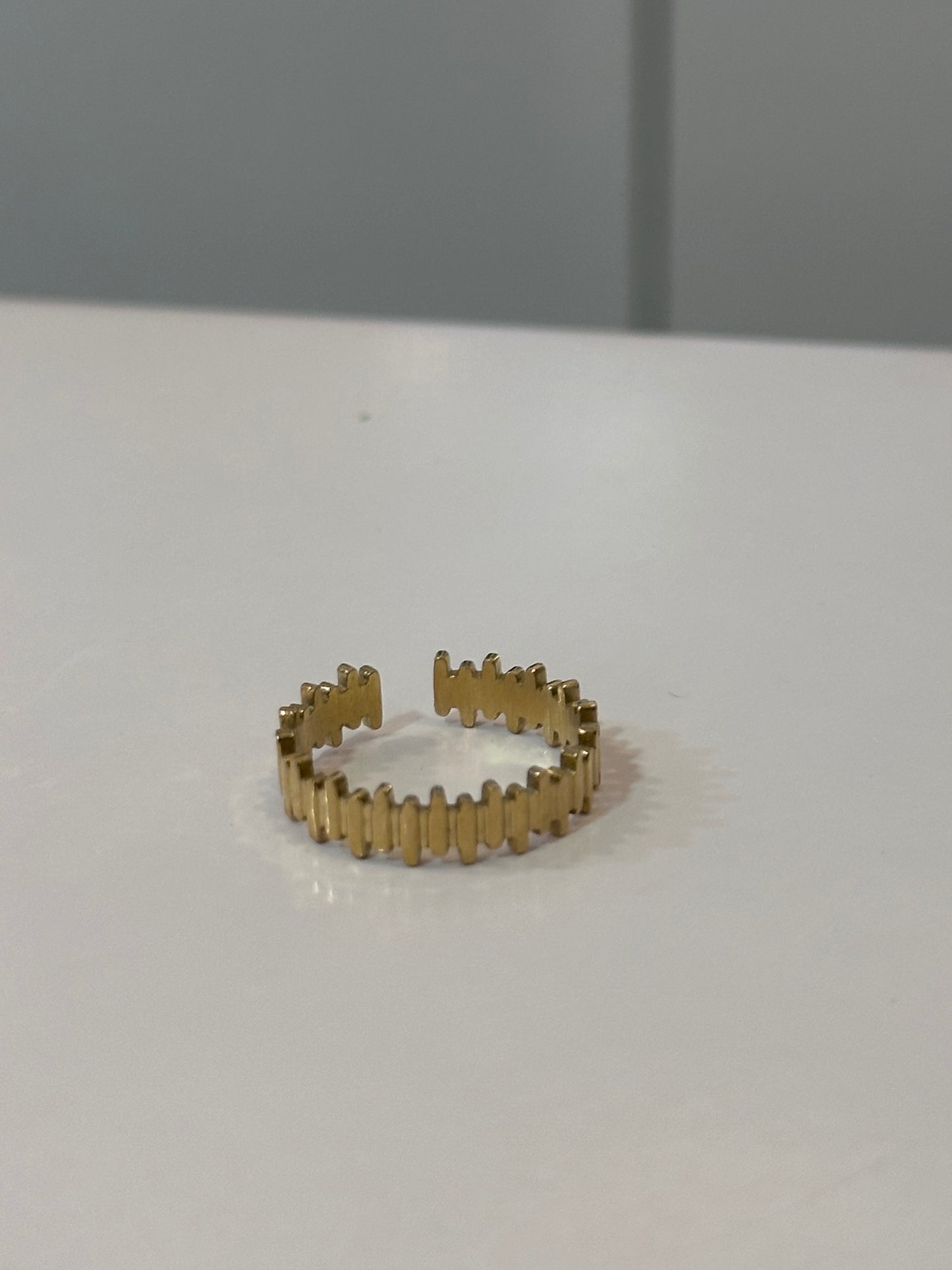 Anillo Naia
