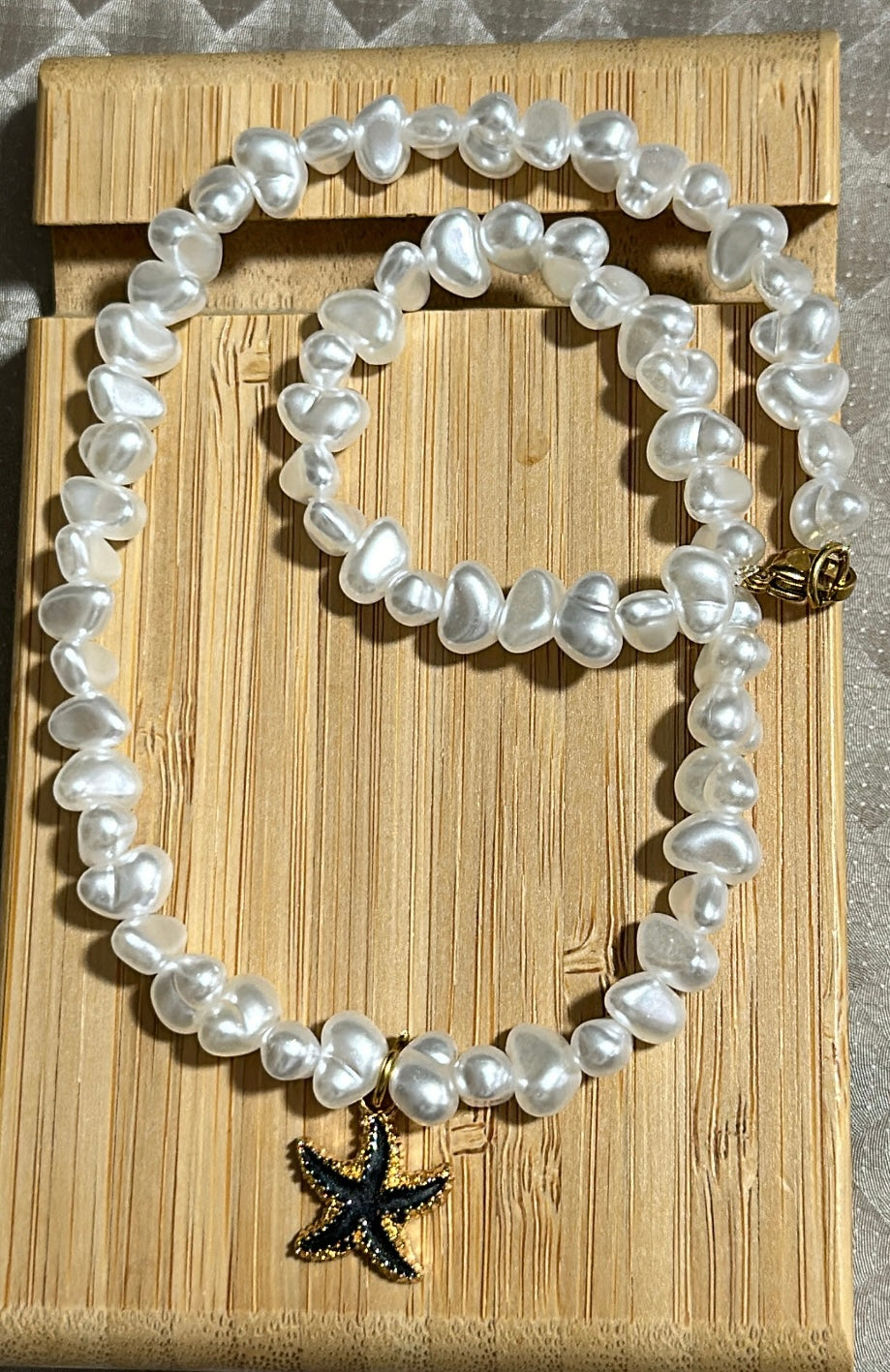 Collar Gracia. Negro