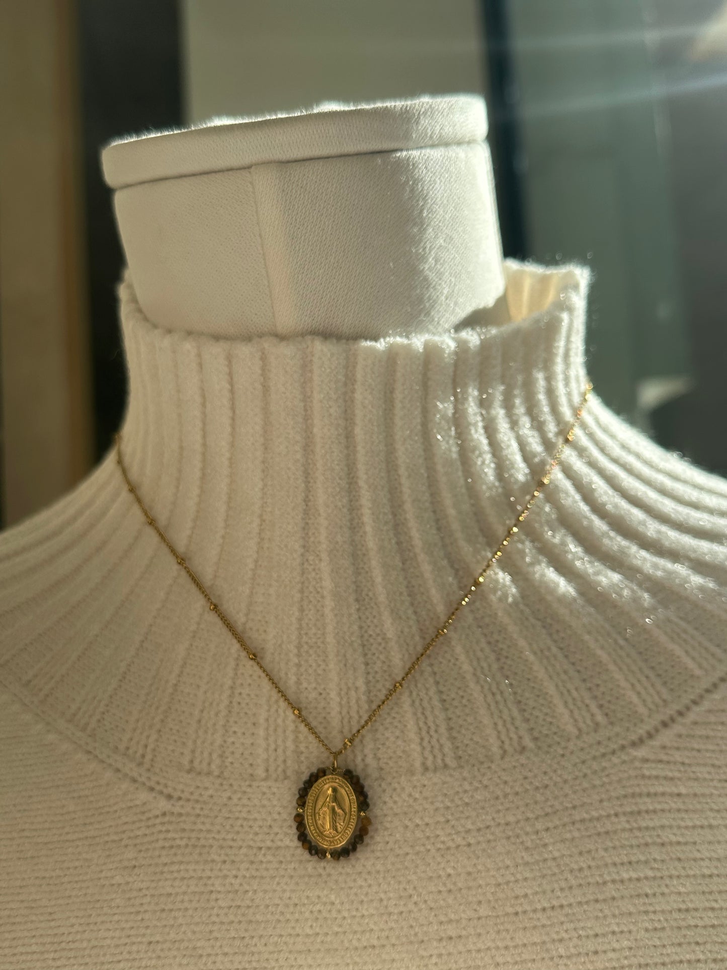 Collar Milagrosa